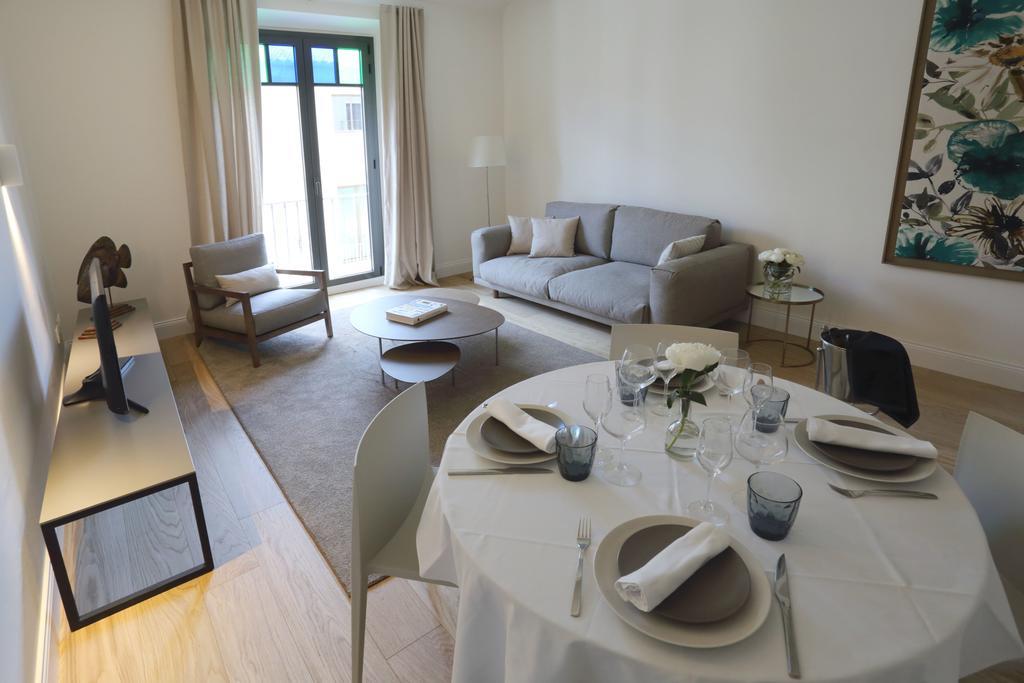 Apartaments Placa Del VI Girona Kültér fotó