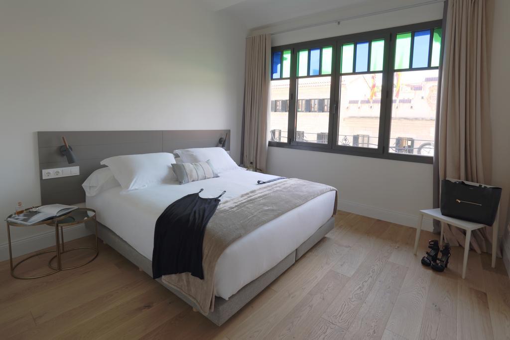 Apartaments Placa Del VI Girona Kültér fotó