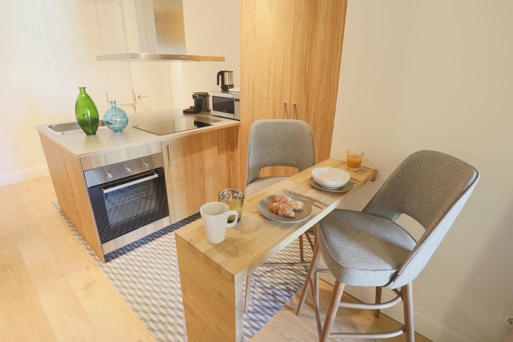 Apartaments Placa Del VI Girona Kültér fotó